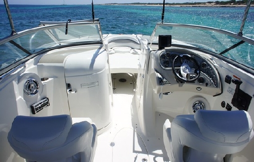 Alquiler de lancha en Ibiza Larson 288 LXi