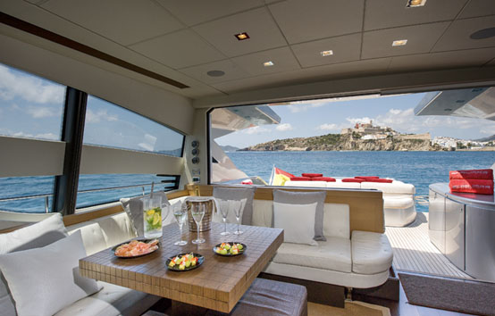 Alquiler de Yates en Ibiza: Pershing 72