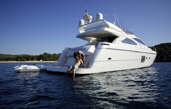 Alquiler yate de lujo en Ibiza Abacus 61
