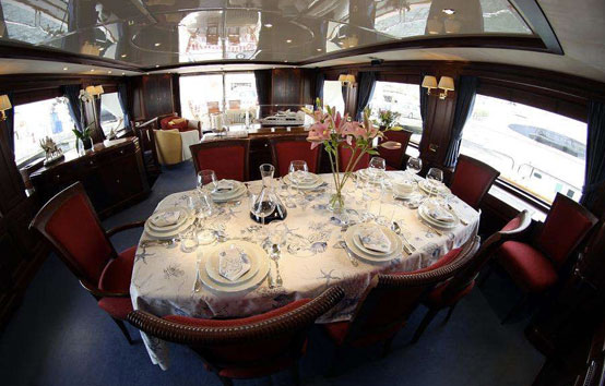 Alquiler de Yate de lujo en Ibiza Benetti 30