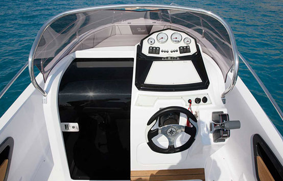 Ibiza Yacht charter Ranieri Voyager 21s
