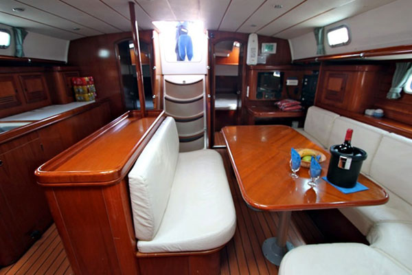 Ibiza Sailboat charter Beneteau Oceanis 50 [:en]Ibiza sailboats charter Beneteau Oceanis 50