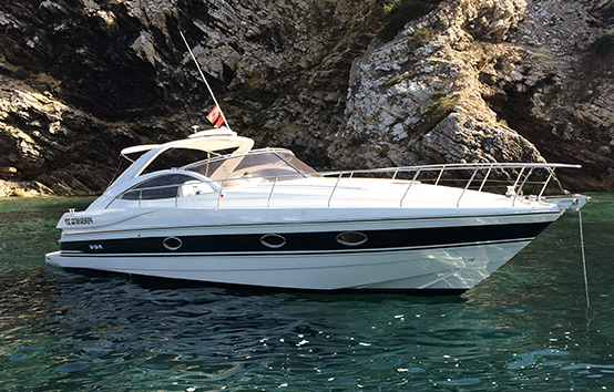 Ibiza charter Pershing 37 Marina Botafoch