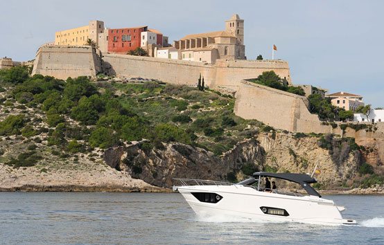 Ibiza motorboat charter Absolute 40