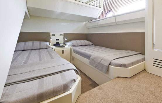 Ibiza yacht charter Itama 55 interior