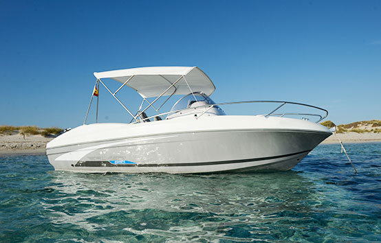 Ibiza bareboat hire. Beneteau Flyer 650