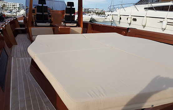 Wally Tender 45 Solarium in stern