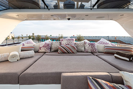 Ibiza yacht charter Leopard 32