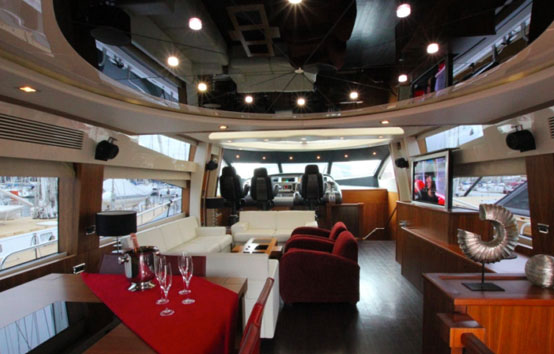 Ibiza Yacht Charter Sunseeker Predator 92