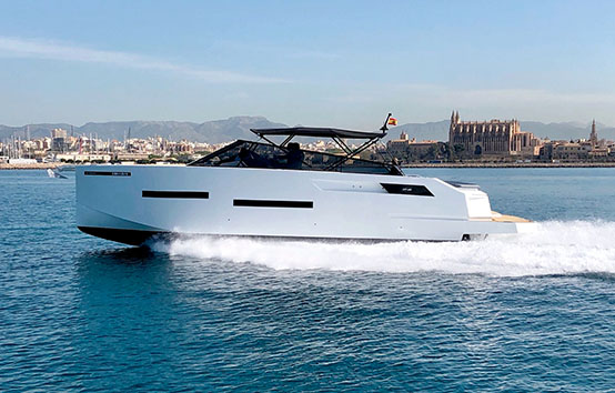 De Antonio d46 Open, Ibiza motor boat charter