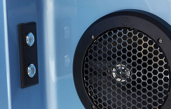 ibiza yacht charter vanquish VQ43