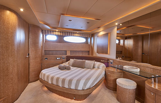ibiza yachts charter Alfamarine 78 interior