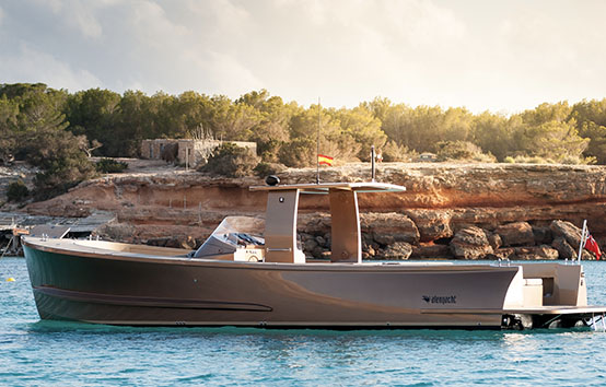 Ibiza motorboat charter Alen 42