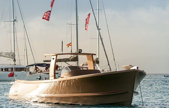 Ibiza motorboat charter Alen 42