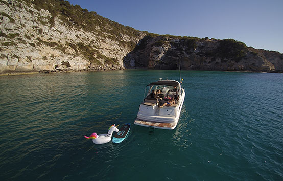 ibiza motorboat charter sea ray 37