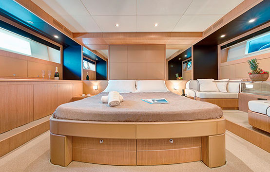 Yacht charter Ibiza riva venere 75