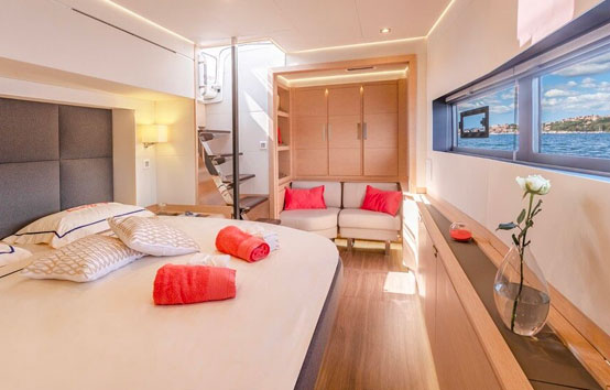 Catamaran ibiza charter Fountaine pajot alegría 67