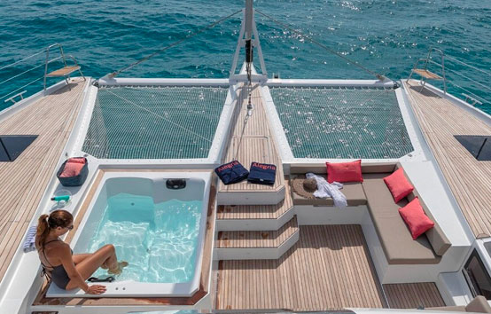 Catamaran ibiza charter Fountaine pajot alegría 67