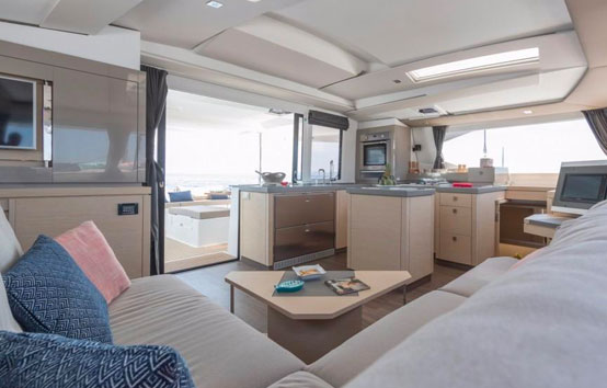 Catamaran ibiza charter Fountaine pajot Saona 47