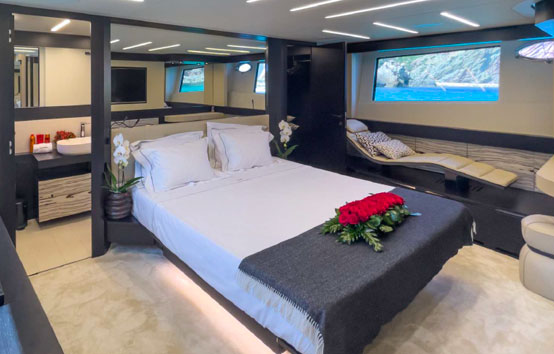 Ibiza yacht charter Pershing 8X