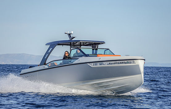 Motorboat ibiza charter Saxdor 320 GTO