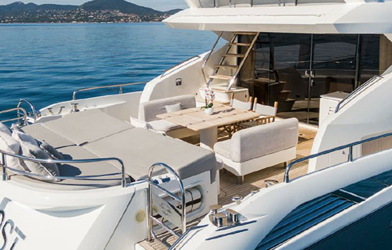 Barracuda Ibiza Charter Sunseeker Preedator 84