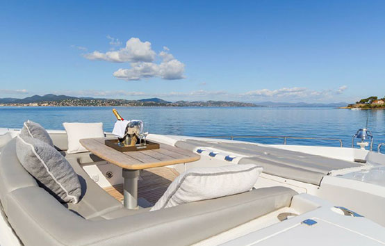 Barracuda Ibiza Charter Sunseeker Preedator 84