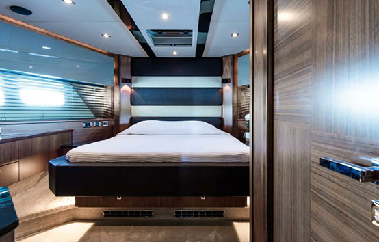 Barracuda Ibiza Charter Sunseeker Preedator 84