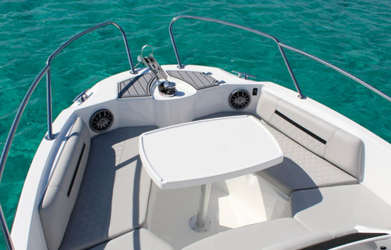 Ibiza motorboat charter Karnic 601sl
