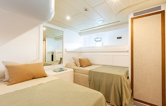 ibiza yacht charter Mangusta 108