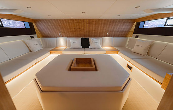 Boat charter in Ibiza De Antonio D50
