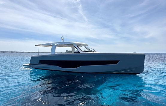 Open boat charter in Ibiza Fjord 53XL