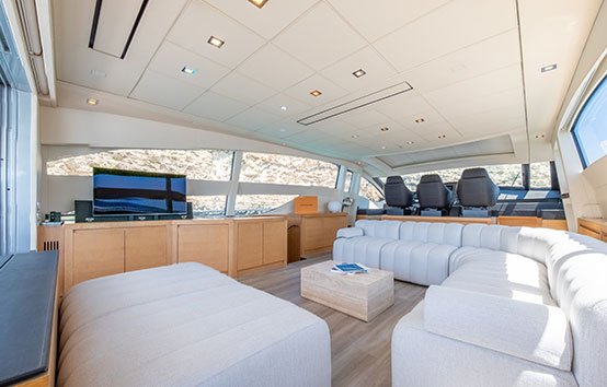 Yacht charter in Ibiza Pershing 80