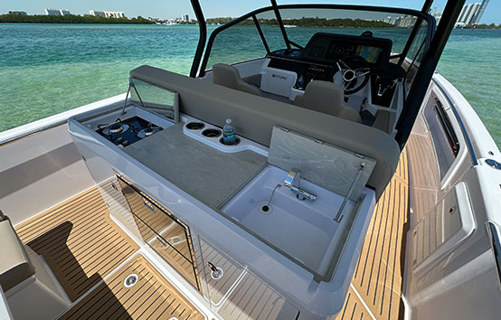 Boat charter in Ibiza Sterk 31